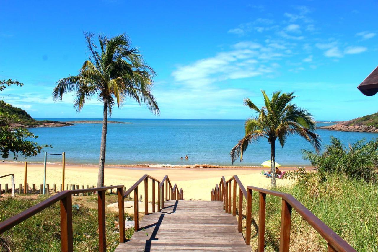 Suíte Mar - Praia do Morro - prédio frente Mar com elevador, atravessou a avenida, já está na Praia - com garagem - internet Guarapari Exterior foto